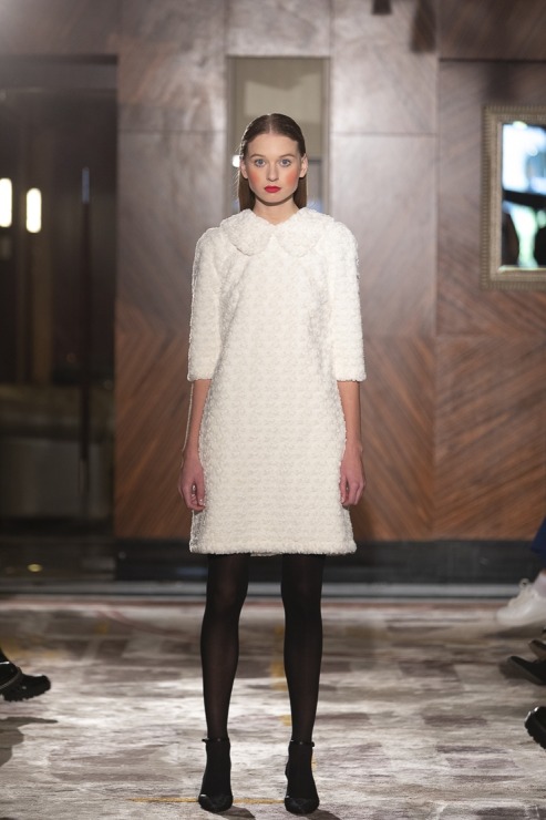 Rīgas modes nedēļā «Riga Fashion Week 2022» prezentējas «UNATTACHED» un «ONE WOLF» no Latvijas. Foto: Mark Litvyakov 325395