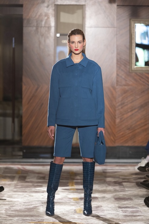 Rīgas modes nedēļā «Riga Fashion Week 2022» prezentējas «UNATTACHED» un «ONE WOLF» no Latvijas. Foto: Mark Litvyakov Rīgas modes nedēļā «Riga Fashion Week 2022» prezentējas «UNATTACHED» un «ONE WOLF» no Latvijas. Foto: Mark Litvyakov 325385