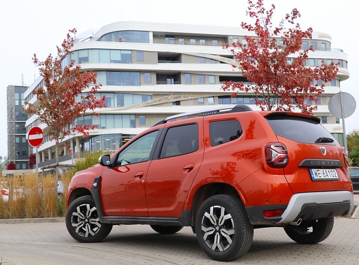 Travelnews.lv ar jauno «Dacia Duster Prestige 1.3 TCE 150 EDC» apceļo rudenīgo Rīgu 325424