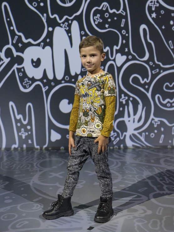 Rīgas modes nedēļā «Riga Fashion Week 2022» prezentējas «Rock & Mouse» no Latvijas. Foto: Mark Litvyakov Rīgas modes nedēļā «Riga Fashion Week 2022» prezentējas «Rock & Mouse» no Latvijas. Foto: Mark Litvyakov 325595