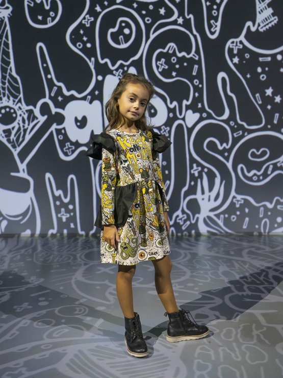 Rīgas modes nedēļā «Riga Fashion Week 2022» prezentējas «Rock & Mouse» no Latvijas. Foto: Mark Litvyakov Rīgas modes nedēļā «Riga Fashion Week 2022» prezentējas «Rock & Mouse» no Latvijas. Foto: Mark Litvyakov 325615