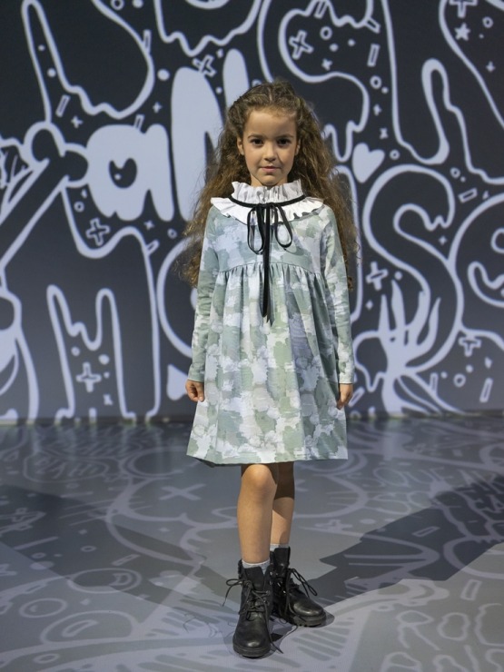 Rīgas modes nedēļā «Riga Fashion Week 2022» prezentējas «Rock & Mouse» no Latvijas. Foto: Mark Litvyakov Rīgas modes nedēļā «Riga Fashion Week 2022» prezentējas «Rock & Mouse» no Latvijas. Foto: Mark Litvyakov 325596