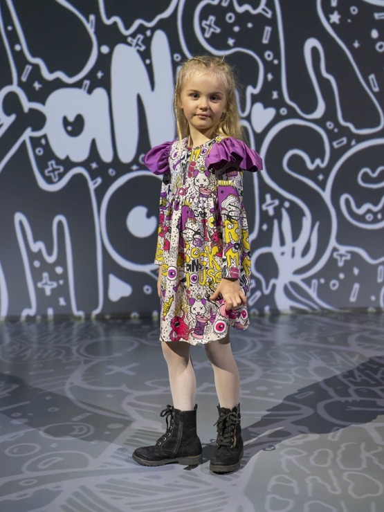 Rīgas modes nedēļā «Riga Fashion Week 2022» prezentējas «Rock & Mouse» no Latvijas. Foto: Mark Litvyakov Rīgas modes nedēļā «Riga Fashion Week 2022» prezentējas «Rock & Mouse» no Latvijas. Foto: Mark Litvyakov 325598