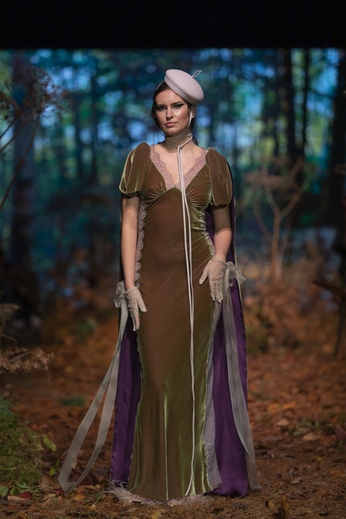 Rīgas modes nedēļā «Riga Fashion Week 2022» prezentējas «Amoralle» no Latvijas . Foto: Mark Litvyakov 325850