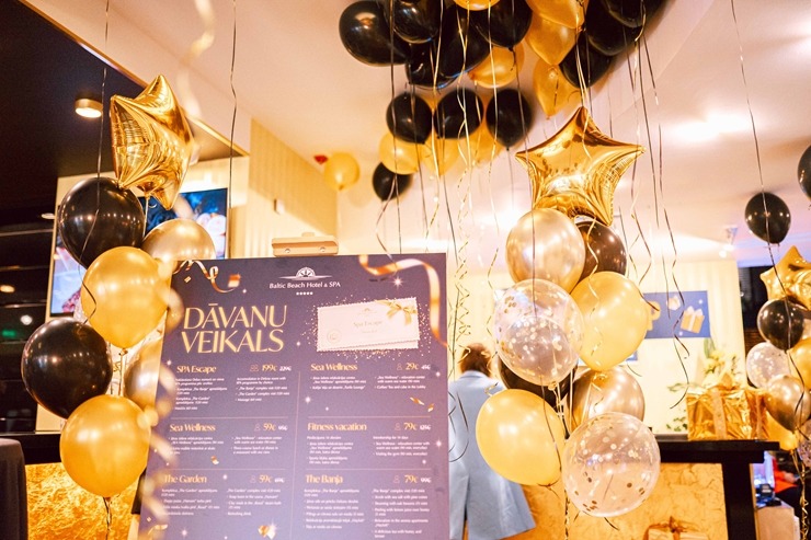 Jūrmalas 5 zvaigžņu viesnīca «Baltic Beach Hotell» rīko tradicionālo pasākumu «Sunny Night 2022». Foto: Artis Veigurs 325938
