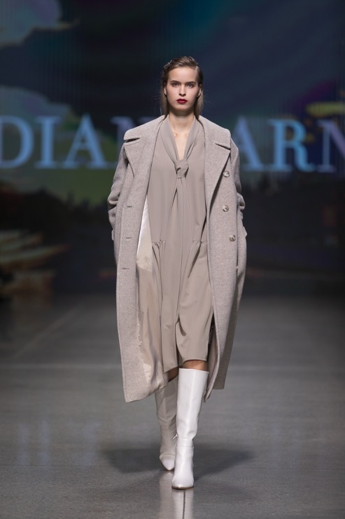 Rīgas modes nedēļā «Riga Fashion Week 2022» prezentējas «Diana Arno» no Igaunijas. Foto: Mark Litvyakov Rīgas modes nedēļā «Riga Fashion Week 2022» prezentējas «Diana Arno» no Igaunijas. Foto: Mark Litvyakov 326176