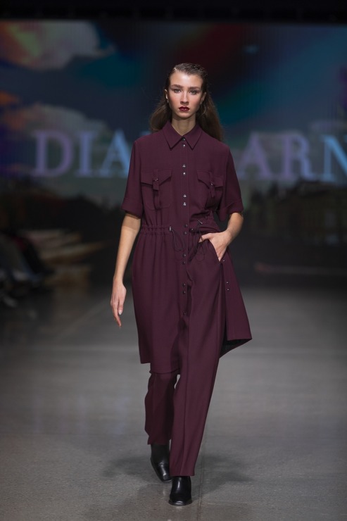 Rīgas modes nedēļā «Riga Fashion Week 2022» prezentējas «Diana Arno» no Igaunijas. Foto: Mark Litvyakov Rīgas modes nedēļā «Riga Fashion Week 2022» prezentējas «Diana Arno» no Igaunijas. Foto: Mark Litvyakov 326181