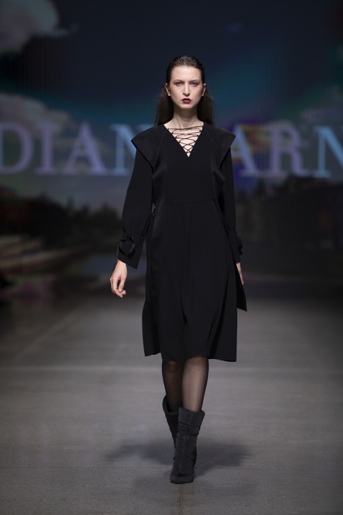 Rīgas modes nedēļā «Riga Fashion Week 2022» prezentējas «Diana Arno» no Igaunijas. Foto: Mark Litvyakov Rīgas modes nedēļā «Riga Fashion Week 2022» prezentējas «Diana Arno» no Igaunijas. Foto: Mark Litvyakov 326184