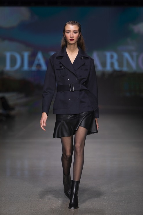 Rīgas modes nedēļā «Riga Fashion Week 2022» prezentējas «Diana Arno» no Igaunijas. Foto: Mark Litvyakov Rīgas modes nedēļā «Riga Fashion Week 2022» prezentējas «Diana Arno» no Igaunijas. Foto: Mark Litvyakov 326166