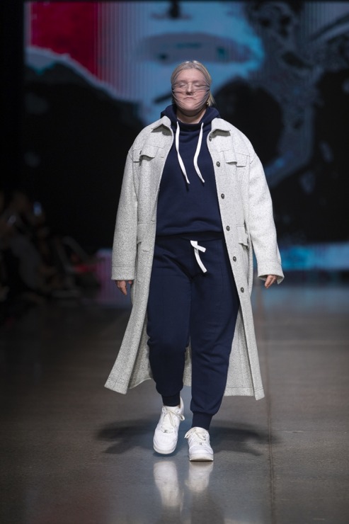 Rīgas modes nedēļā «Riga Fashion Week 2022» prezentējas «Natalija Jansone» no Latvijas. Foto: Mark Litvyakov Rīgas modes nedēļā «Riga Fashion Week 2022» prezentējas «Natalija Jansone» no Latvijas. Foto: Mark Litvyakov 326360