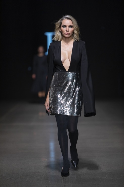 Rīgas modes nedēļā «Riga Fashion Week 2022» prezentējas «Iveta Vecmane» no Latvijas. Foto: Mark Litvyakov 326459