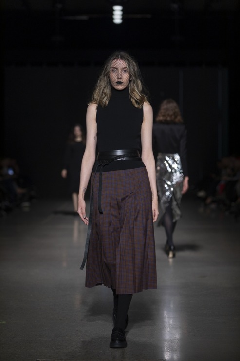 Rīgas modes nedēļā «Riga Fashion Week 2022» prezentējas «Iveta Vecmane» no Latvijas. Foto: Mark Litvyakov Rīgas modes nedēļā «Riga Fashion Week 2022» prezentējas «Iveta Vecmane» no Latvijas. Foto: Mark Litvyakov 326485