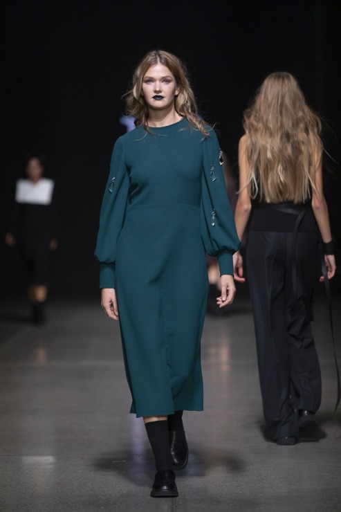 Rīgas modes nedēļā «Riga Fashion Week 2022» prezentējas «Iveta Vecmane» no Latvijas. Foto: Mark Litvyakov 326495