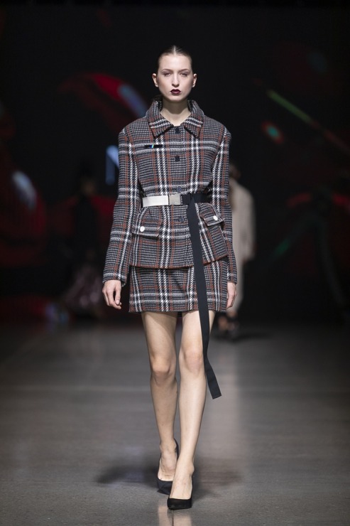 Rīgas modes nedēļā «Riga Fashion Week 2022» prezentējas «Nolo» no Latvijas. Foto: Mark Litvyakov 326514