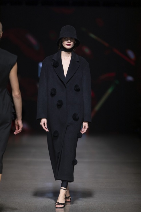 Rīgas modes nedēļā «Riga Fashion Week 2022» prezentējas «Nolo» no Latvijas. Foto: Mark Litvyakov 326527