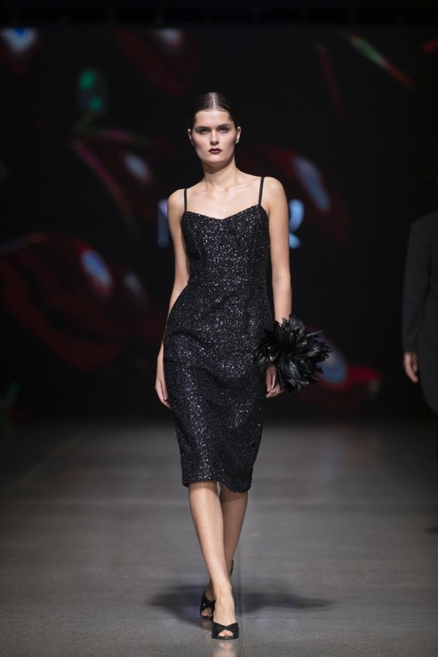 Rīgas modes nedēļā «Riga Fashion Week 2022» prezentējas «Nolo» no Latvijas. Foto: Mark Litvyakov 326529