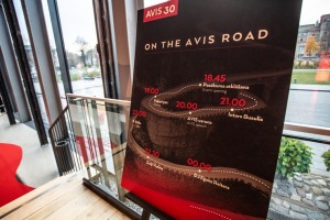 Auto noma «Avis Latvia» svin 30 gadu jubileju un ziedo Ukrainai 10 000 eiro. Foto: MyAvis.lv 32