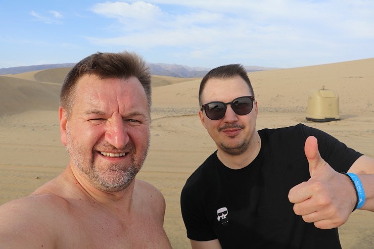 Grankanāriju Maspalomas kāpas ir populāras nūdistu un dabas aizstāvju vidū. Sadarbībā ar Tez Tour Latvia un airBaltic Grankanāriju Maspalomas kāpas ir populāras nūdistu un dabas aizstāvju vidū. Sadarbībā ar Tez Tour Latvia un airBaltic 327802