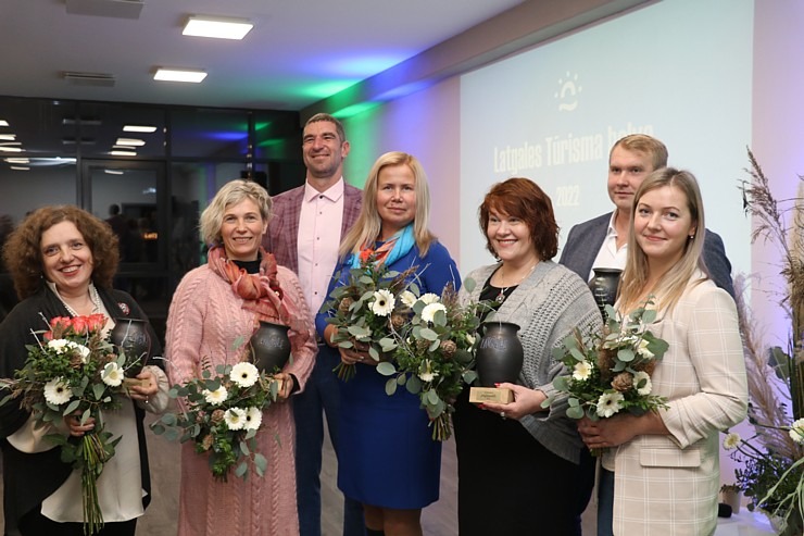 Aglonā pulcējas Latgales tūrisma konferences dalībnieki, lai atskatītos, vienotos un restartētos Aglonā pulcējas Latgales tūrisma konferences dalībnieki, lai atskatītos, vienotos un restartētos 328676