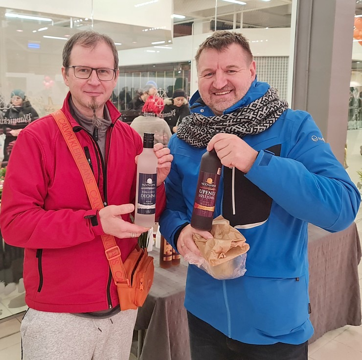 Travelnews.lv apmeklē un izbauda jauno «Pļavnieku tirgu» Rīgā 328778