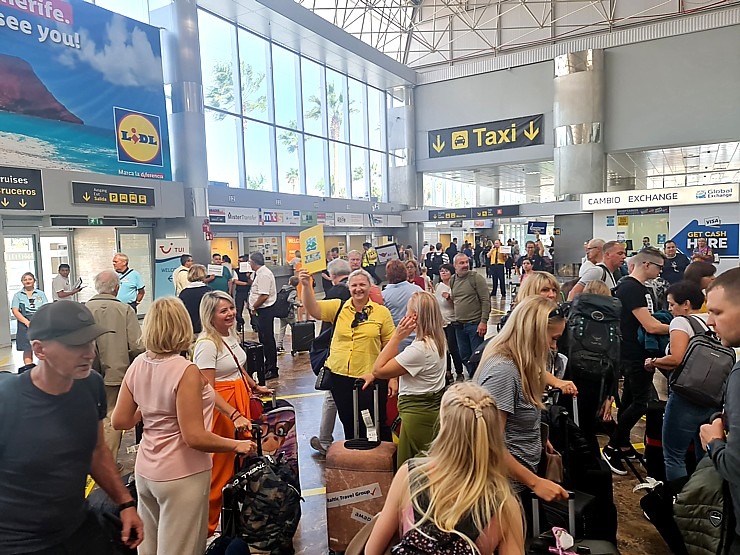 Ar lidsabiedrību «airBaltic» un tūroperatoru «Tez Tour Latvia» lidojam uz Grankanāriju un Tenerifi. Sadarbībā ar Tez Tour un airBaltic 329292
