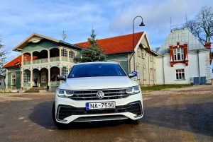 Travelnews.lv redakcija 2022.gadā ceļoja ar 17 dažādiem spēkratiem: «VW Tiguan Allspace R-Line» 3