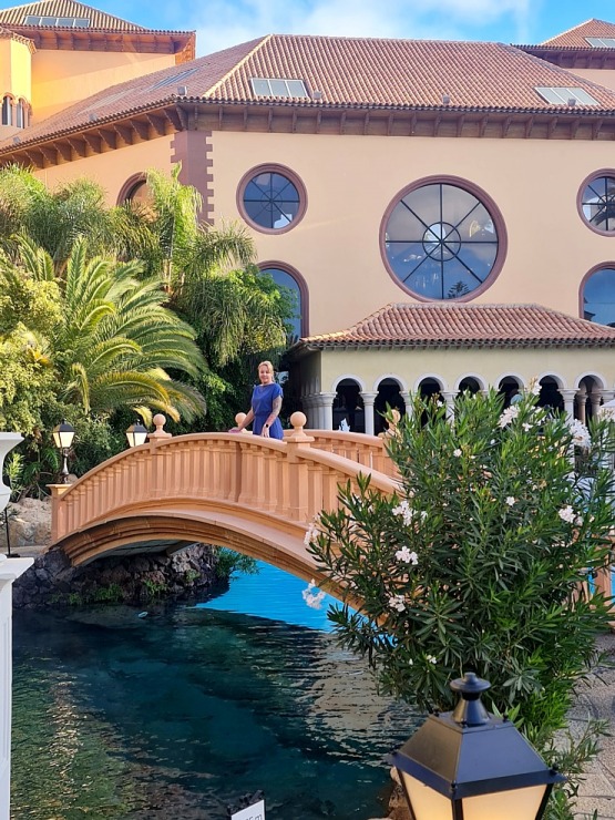 Travelnews.lv iepazīst Tenerifes leģendāro viesnīcu «Gran Hotel Bahía del Duque Resort». Sadarbībā ar Tez Tour un airBaltic 331804