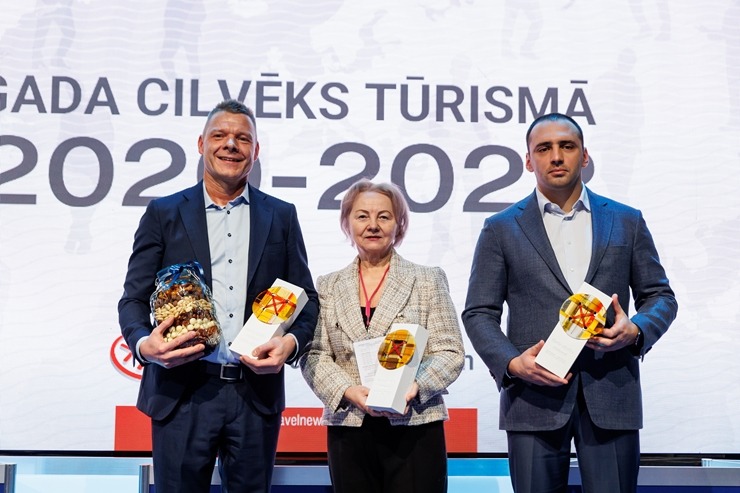 Ķīpsalas tūrisma izstādē «Balttour 2023» tiek sveikti «Gada cilvēks tūrismā 2022-2023» laureāti - Jānis Jenzis, Astrīda Trupovniece un Vadim Muhins. F Ķīpsalas tūrisma izstādē «Balttour 2023» tiek sveikti «Gada cilvēks tūrismā 2022-2023» laureāti - Jānis Jenzis, Astrīda Trupovniece un Vadim Muhins. F 332301