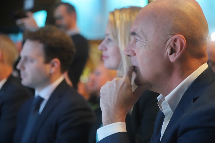 «Gada cilvēks tūrismā 2020-2022» laureāti tiek sveikti tūrisma izstādē «Balttour 2023». Foto: Rojs Maizītis «Gada cilvēks tūrismā 2020-2022» laureāti tiek sveikti tūrisma izstādē «Balttour 2023». Foto: Rojs Maizītis 332310
