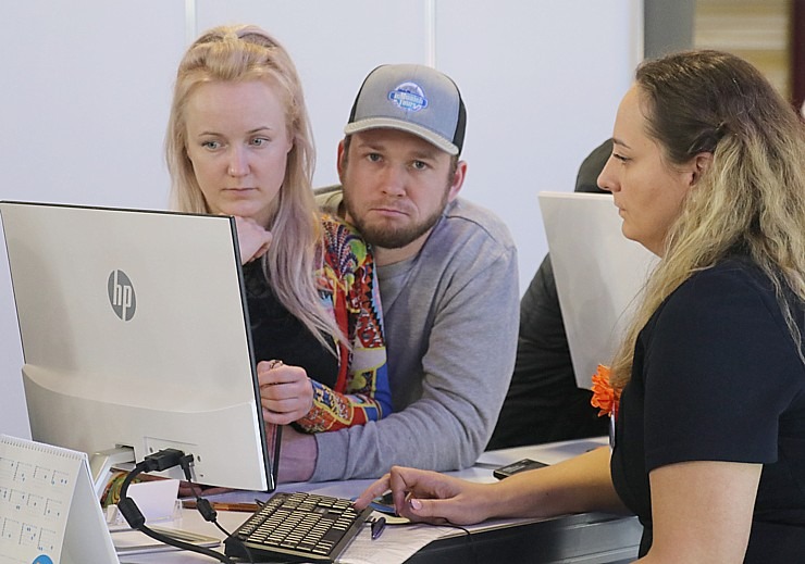 Tūrisma profesionāļi konsultāciju un pārdošanas procesā tūrisma izstādē «Balttour 2023» 332594