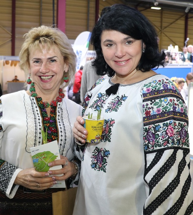 Tūrisma profesionāļi konsultāciju un pārdošanas procesā tūrisma izstādē «Balttour 2023» 332623
