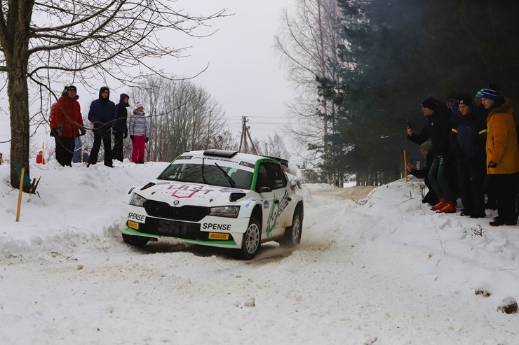 Rallija «Sarma 2023» kopvērtējuma uzvara arī šoreiz latviešiem izslīd caur pirkstiem. Foto: Gatis Smudzis Rallija «Sarma 2023» kopvērtējuma uzvara arī šoreiz latviešiem izslīd caur pirkstiem. Foto: Gatis Smudzis 332874