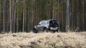 Svinot Land Rover un Defender 75. gadskārtu, zīmola fani dodas piedzīvojumu braucienā uz Vidzemi. Foto: Velocita.lv 16