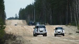 Svinot Land Rover un Defender 75. gadskārtu, zīmola fani dodas piedzīvojumu braucienā uz Vidzemi. Foto: Velocita.lv 9