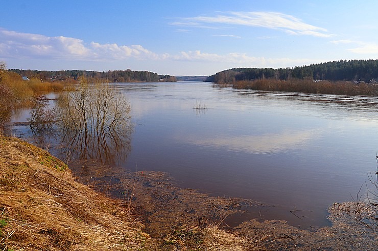 Daugava Latgalē ar palu ūdeņiem appludina Krāslavu, Daugavpili, Līvānus un... 334723