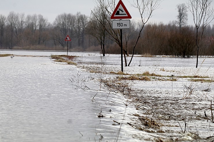 Daugava Latgalē ar palu ūdeņiem appludina Krāslavu, Daugavpili, Līvānus un... 334725