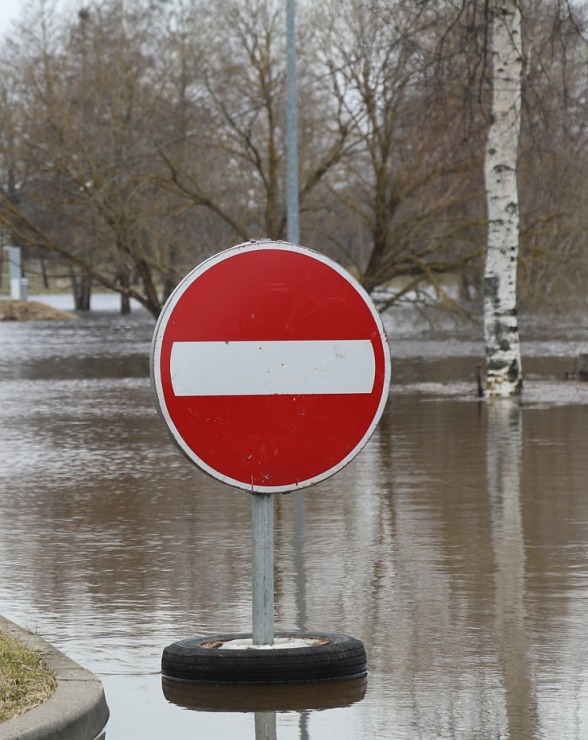 Daugava Latgalē ar palu ūdeņiem appludina Krāslavu, Daugavpili, Līvānus un... 334739