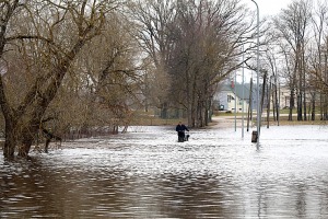 Daugava Latgalē ar palu ūdeņiem appludina Krāslavu, Daugavpili, Līvānus un... 28