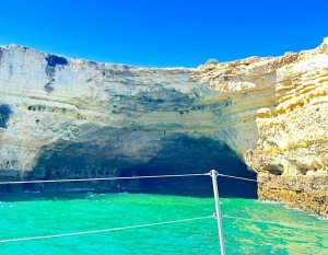 Travelnews.lv ar katamarānu iepazīst Portgāles Atlantijas piekrasti. Foto: Indra Mackeviča 10