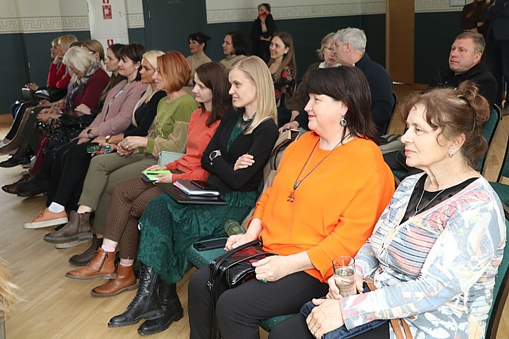Kurzemes tūrisma konfrence «Bez rāmjiem» pulcē profesionāļus Talsos 335614