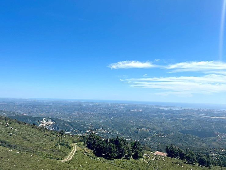 Travelnews.lv apmeklē burvīgās Lagušas klintis Portugālē. Foto: Indra Mackeviča 335969