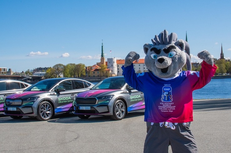 Škoda turpina veiksmīgo sadarbību Starptautisko Hokeja federāciju. Foto: Gatis Smudzis 336373