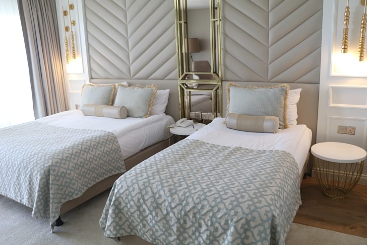 Iepazīstam Ziemeļkipras 5 zvaigžņu viesnīcas «Limak Cyprus Deluxe Hotel» telpas un bērnu ciematu. Sadarbībā ar Puzzle Travel Iepazīstam Ziemeļkipras 5 zvaigžņu viesnīcas «Limak Cyprus Deluxe Hotel» telpas un bērnu ciematu. Sadarbībā ar Puzzle Travel 337287
