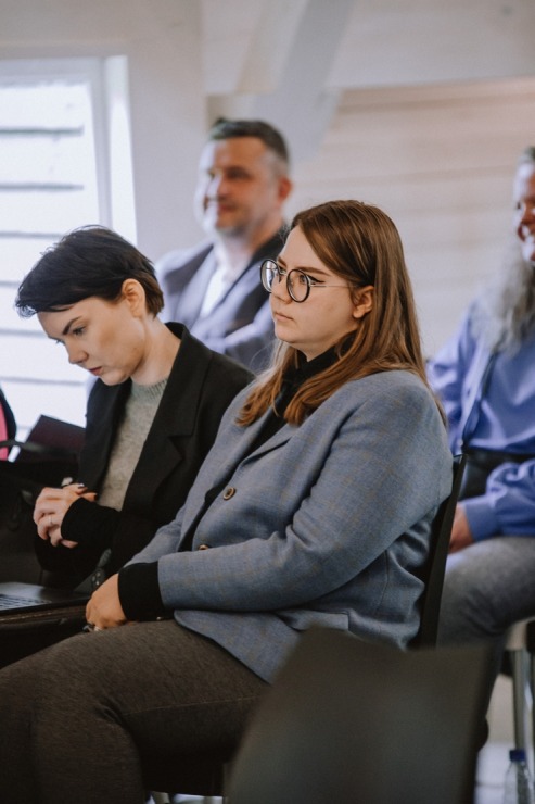 Lūznavas muižā pulcējas Latgales tūrisma profesionāļi uz semināru «Esi i dori». Foto: Dagnija Bernāne Lūznavas muižā pulcējas Latgales tūrisma profesionāļi uz semināru «Esi i dori». Foto: Dagnija Bernāne 337347