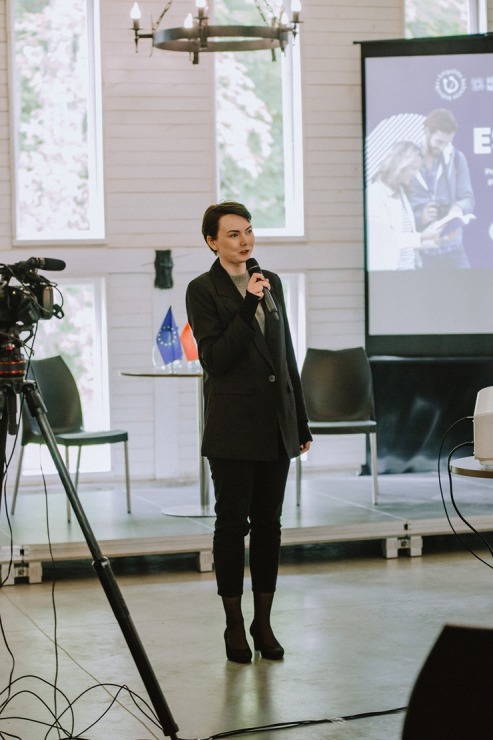 Lūznavas muižā pulcējas Latgales tūrisma profesionāļi uz semināru «Esi i dori». Foto: Dagnija Bernāne Lūznavas muižā pulcējas Latgales tūrisma profesionāļi uz semināru «Esi i dori». Foto: Dagnija Bernāne 337337