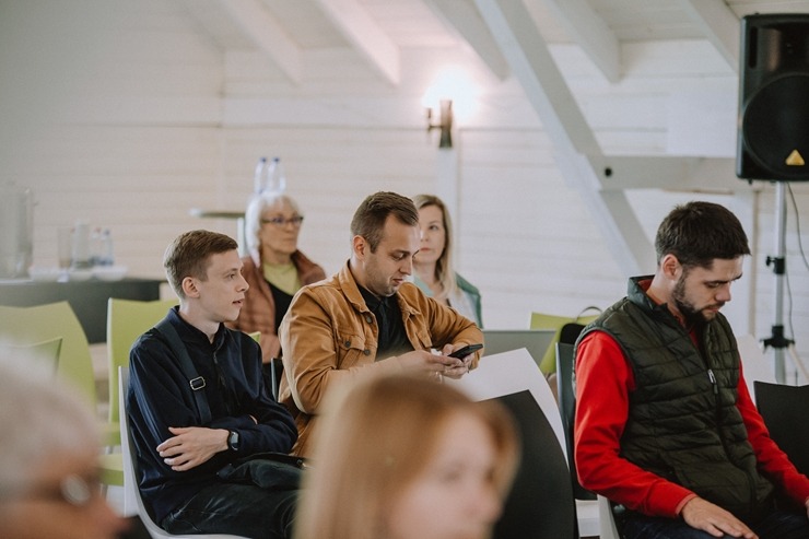 Lūznavas muižā pulcējas Latgales tūrisma profesionāļi uz semināru «Esi i dori». Foto: Dagnija Bernāne Lūznavas muižā pulcējas Latgales tūrisma profesionāļi uz semināru «Esi i dori». Foto: Dagnija Bernāne 337369