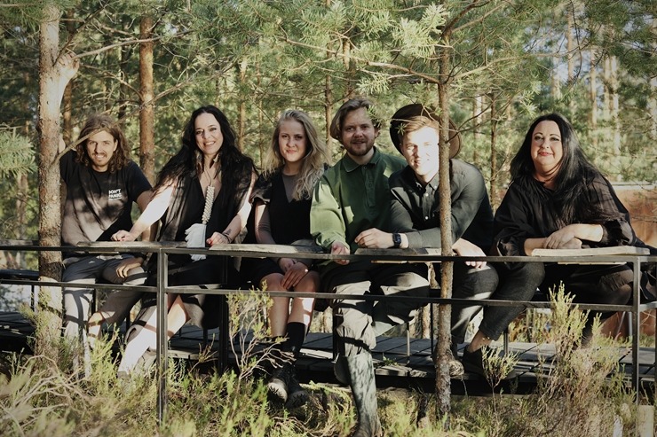 Nepieradinātās Naktsmītnes atklāj projekta “DABAS GALERIJA” jauno sezonu ar īpašu programmu grupām. Foto: Jānis Vīksna, Alens Opoļskis Nepieradinātās Naktsmītnes atklāj projekta “DABAS GALERIJA” jauno sezonu ar īpašu programmu grupām. Foto: Jānis Vīksna, Alens Opoļskis 337511