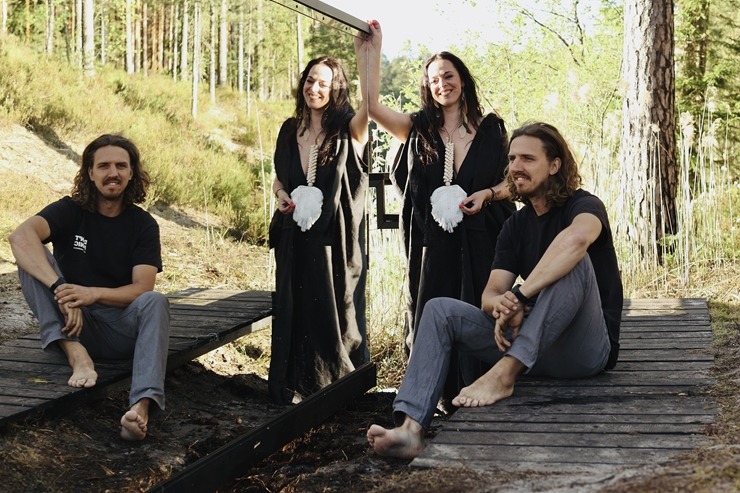 Nepieradinātās Naktsmītnes atklāj projekta “DABAS GALERIJA” jauno sezonu ar īpašu programmu grupām. Foto: Jānis Vīksna, Alens Opoļskis Nepieradinātās Naktsmītnes atklāj projekta “DABAS GALERIJA” jauno sezonu ar īpašu programmu grupām. Foto: Jānis Vīksna, Alens Opoļskis 337513