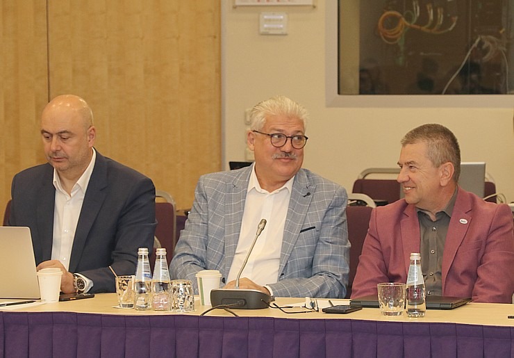 «Radisson Blu Latvija Conference & Spa Hotel» pulcējas Eiropas Tūrisma aģentu un operatoru asociācijas «Radisson Blu Latvija Conference & Spa Hotel» pulcējas Eiropas Tūrisma aģentu un operatoru asociācijas 337570
