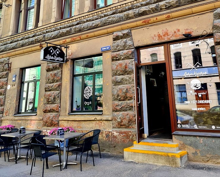 Travelnews.lv iepazīst «Burgeru māja Lielais Kristaps» ēdienkarti uz Matīsa ielas Rīgā 337734